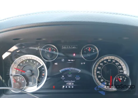 2016 Ram 1500 Laramie из США, поврежденный, VIN 1C6RR7NT4GS317567